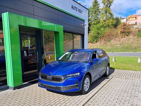 Škoda Karoq SUV / Terénní 1,5 l 110 kw