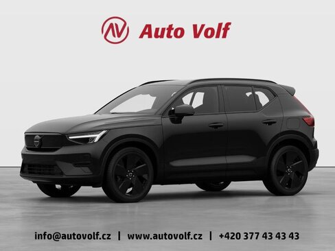 Volvo EX40 SUV / Terénní 70,0 175 kw