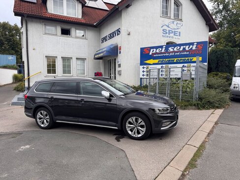 Volkswagen Passat Kombi 2,0 l 176 kw