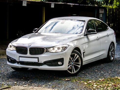 BMW Řada 3 Sedan / Limuzína 2,0 l 140 kw