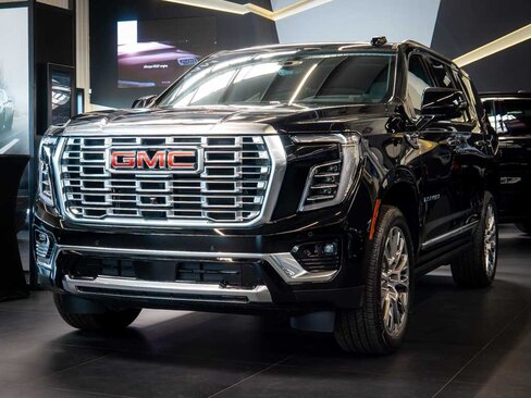 GMC Yukon SUV / Terénní 6,2 l 313 kw
