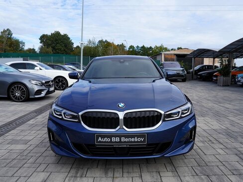 BMW Řada 3 Sedan / Limuzína 2,0 l 140 kw
