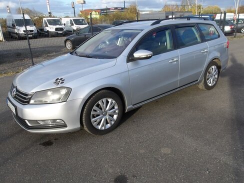 Volkswagen Passat Kombi 2,0 l 103 kw