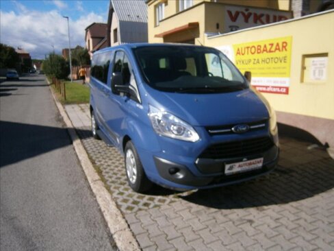 Ford Tourneo Custom Kombi 2,2 l 92 kw