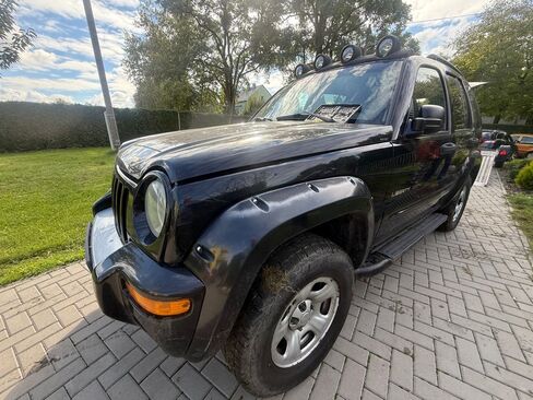 Jeep Liberty Kombi 3,7 l 157 kw