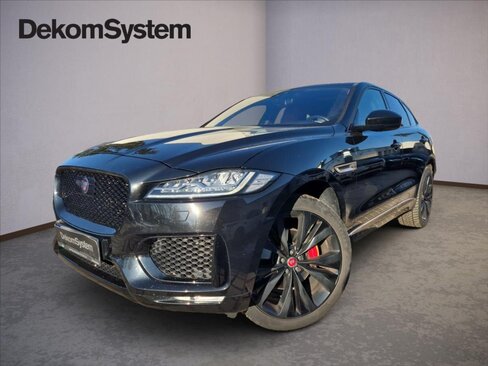 Jaguar F-Pace SUV / Terénní 3,0 l 221 kw