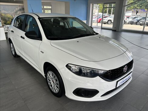 Fiat Tipo Hatchback 1,4 l 70 kw