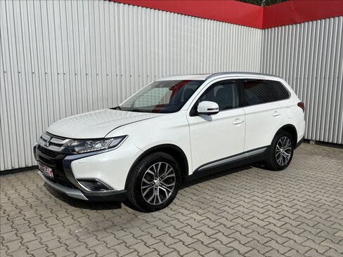 Mitsubishi Outlander SUV / Terénní 2,3 l 110 kw