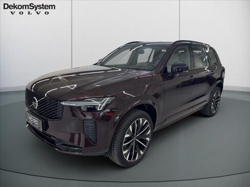 Volvo XC90 SUV / Terénní 2,0 l 335 kw