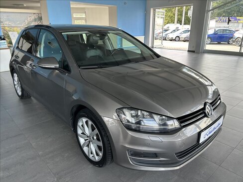 Volkswagen Golf Hatchback 1,4 l 92 kw