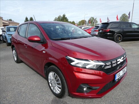 Dacia Sandero Hatchback 999,0 67 kw
