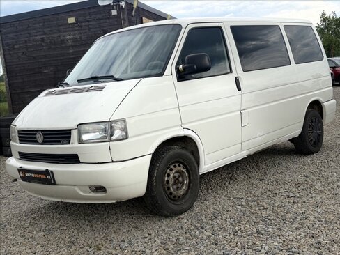 Volkswagen Transporter Kombi 2,5 l 75 kw