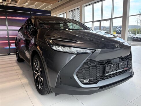 Toyota C-HR SUV / Terénní 1,8 l 103 kw