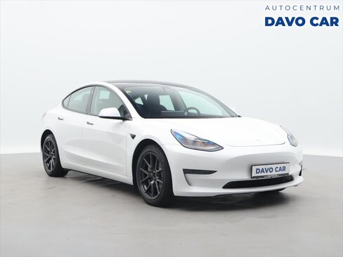 Tesla Model 3 Sedan / Limuzína 0,0 366 kw