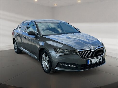 Škoda Superb Liftback 1,5 l 110 kw