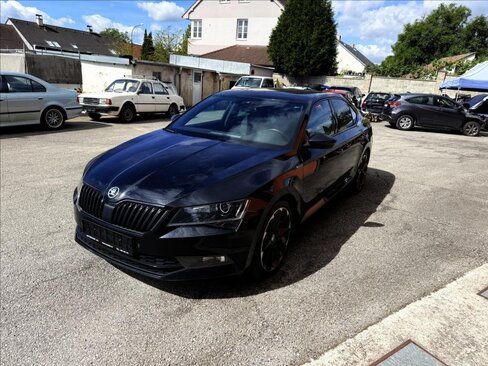 Škoda Superb Sedan / Limuzína 2,0 l 140 kw