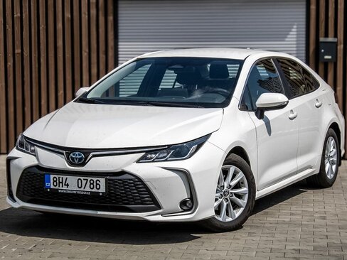 Toyota Corolla Sedan / Limuzína 1,8 l 90 kw