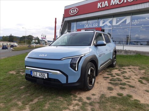 KIA EV3 SUV / Terénní 0,0 150 kw