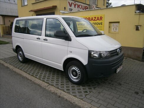 Volkswagen Transporter Kombi 2,0 l 62 kw