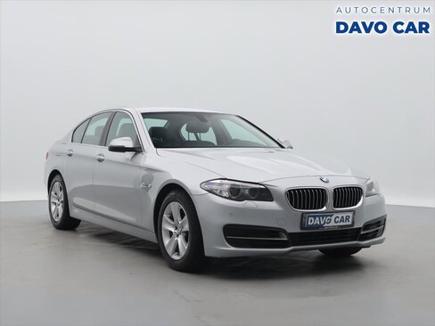 BMW Řada 5 Sedan / Limuzína 2,0 l 135 kw