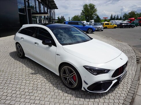 Mercedes-Benz CLA Kombi 2,0 l 310 kw