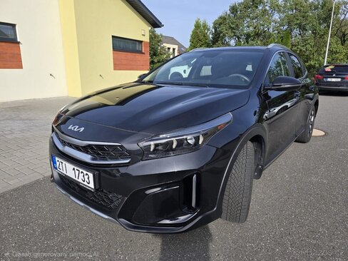 KIA XCeed SUV / Terénní 0,0 117 kw