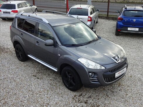 Peugeot 4007 Kombi 2,2 l 115 kw