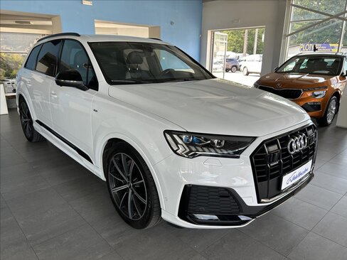 Audi Q7 SUV / Terénní 3,0 l 210 kw
