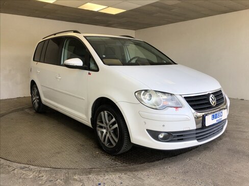 Volkswagen Touran VAN / Minibus 1,9 l 77 kw