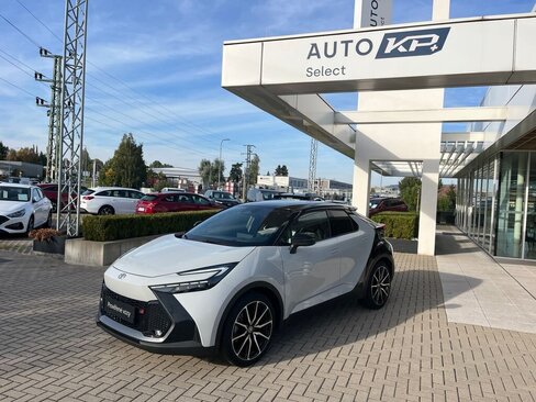 Toyota C-HR SUV / Terénní 2,0 l 112 kw