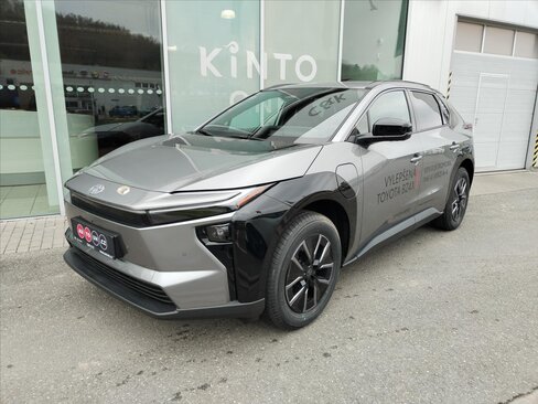 Toyota bZ4X SUV / Terénní 0,0 165 kw