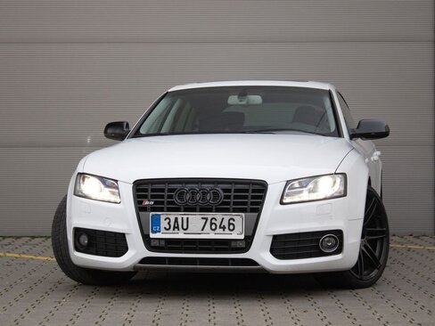 Audi S5 Sedan / Limuzína 3,0 l 245 kw