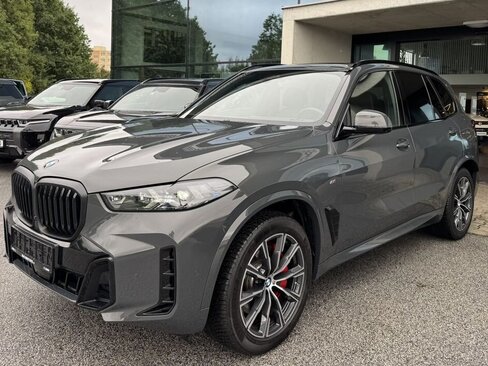 BMW X5 SUV / Terénní 3,0 l 250 kw