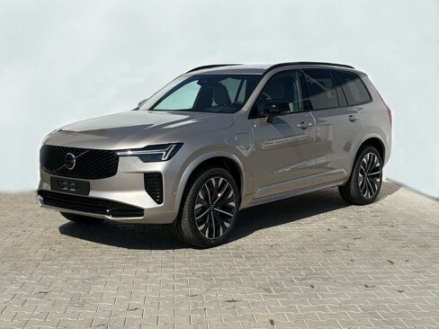 Volvo XC90 SUV / Terénní 2,0 l 299 kw