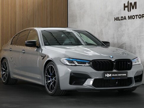 BMW M5 Sedan / Limuzína 4,4 l 460 kw