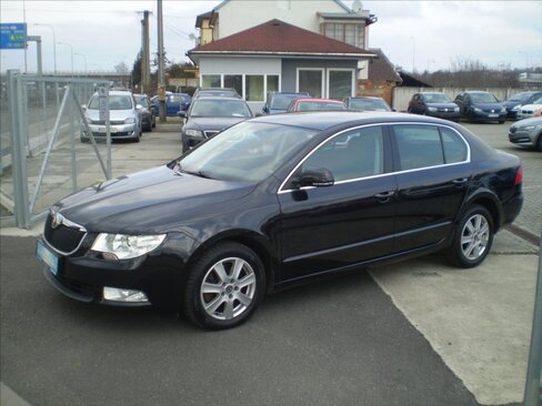 Škoda Superb Sedan / Limuzína 1,4 l 92 kw