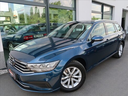 Volkswagen Passat Kombi 1,5 l 110 kw