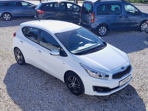 KIA Ceed Hatchback 1,6 l 99 kw