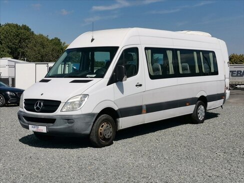 Mercedes-Benz Ostatní Ostatní 2,1 l 120 kw