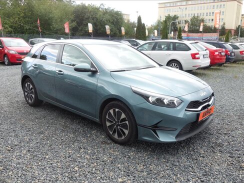 KIA Ceed Hatchback 1,5 l 103 kw