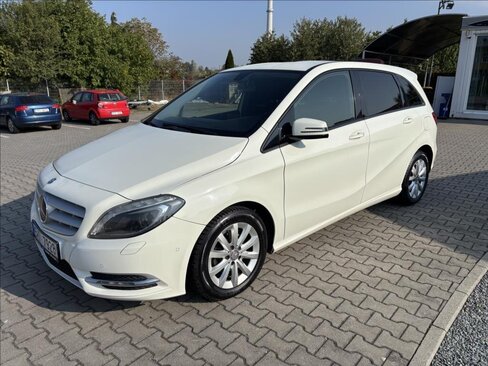 Mercedes-Benz Třídy B Kombi 1,5 l 80 kw