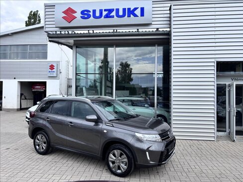 Suzuki Vitara SUV / Terénní 1,4 l 81 kw