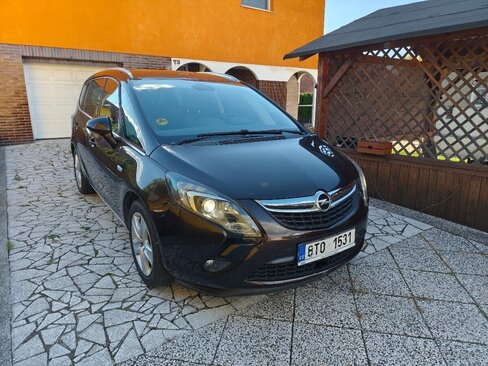 Opel Zafira VAN / Minibus 0,0 121 kw
