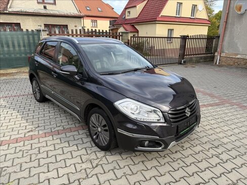 Suzuki SX4 S-Cross Hatchback 1,6 l 88 kw