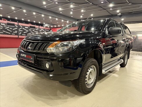 Mitsubishi L200 Pick-up 2,4 l 113 kw