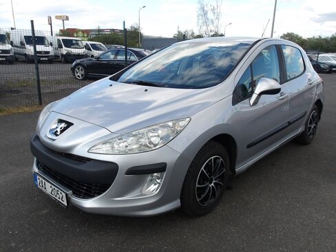 Peugeot 308 Hatchback 1,6 l 88 kw