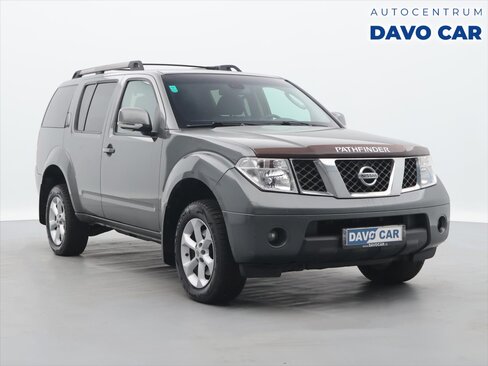 Nissan Pathfinder SUV / Terénní 2,5 l 126 kw