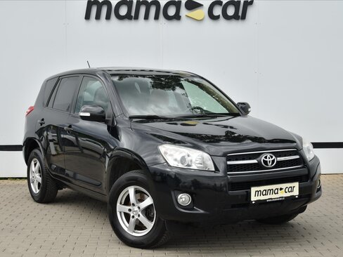 Toyota RAV4 SUV / Terénní 2,2 l 110 kw