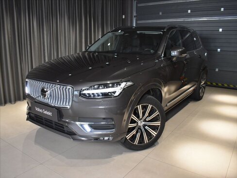 Volvo XC90 SUV / Terénní 2,0 l 173 kw