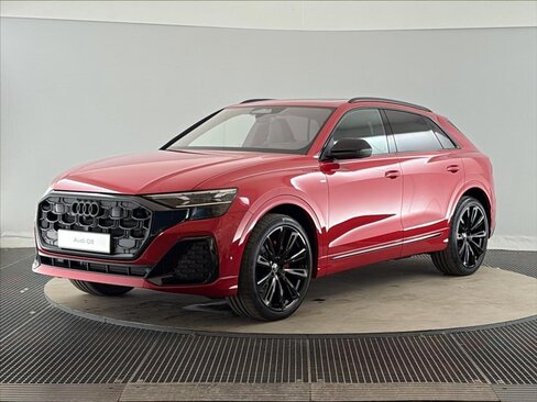 Audi Q8 SUV / Terénní 3,0 l 210 kw